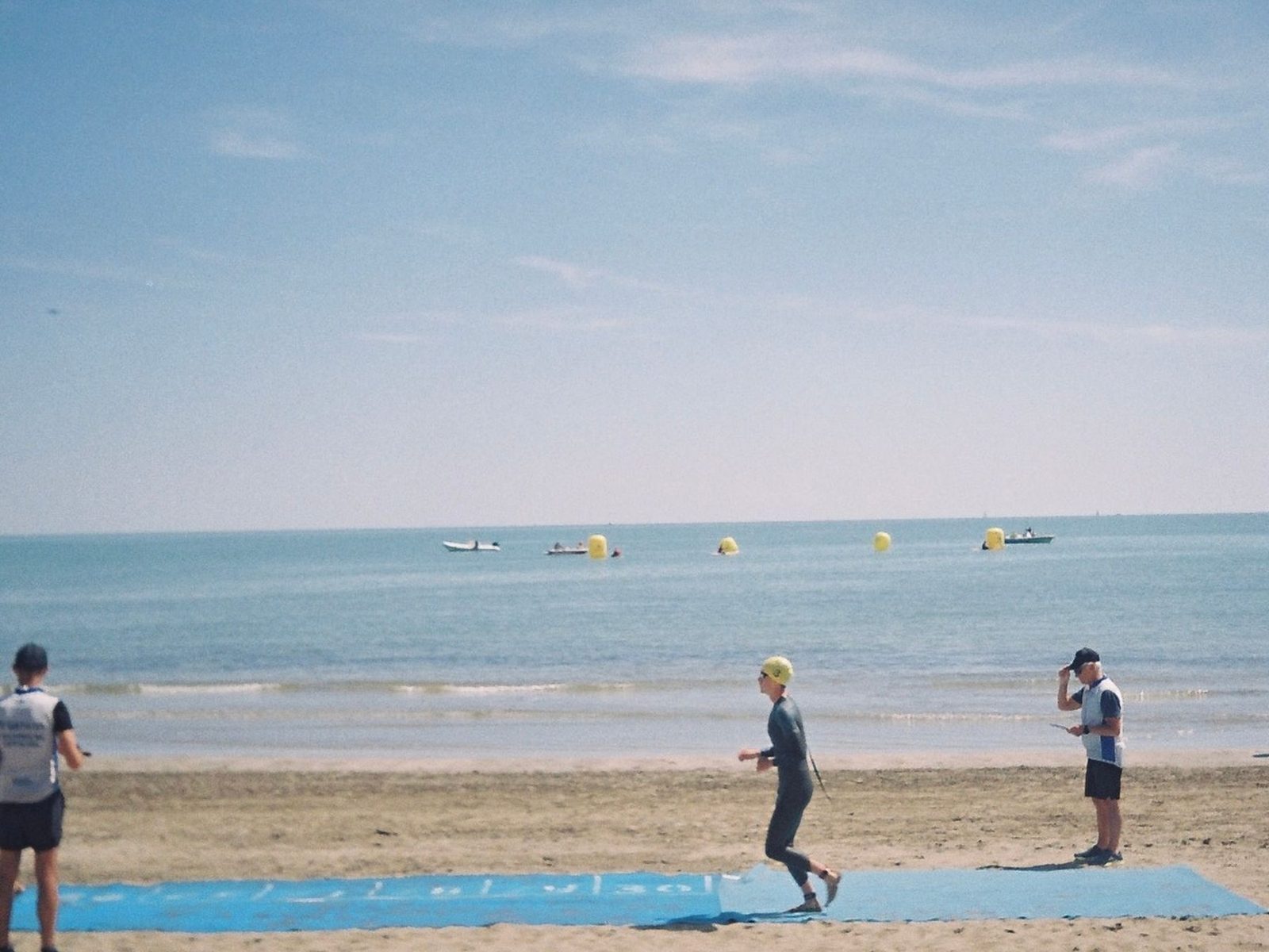 Start area on the beach before the swim leg